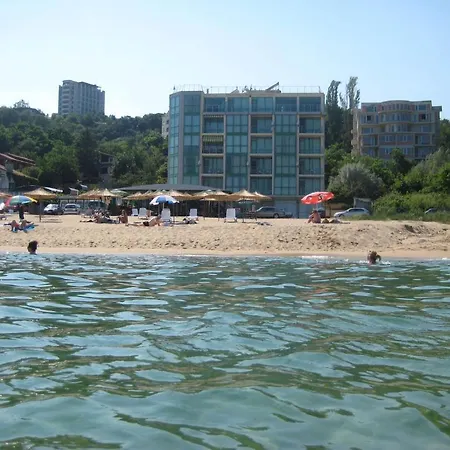 Kabakum Beach アパートホテル ゴールデンサンド